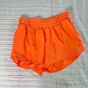 Lululemon Hotty Hot Short II *Long 4" Highlight Orange sz4